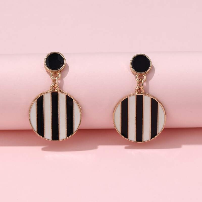 

Striped Print Drop Earrings, Black and white
