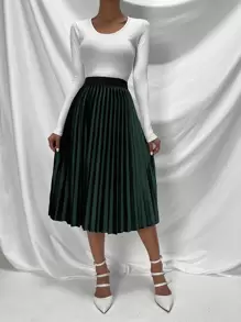 RosyDaze High Waist Velvet Pleated Skirt - Dark Green - View 1