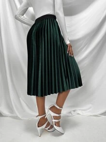 RosyDaze High Waist Velvet Pleated Skirt - Dark Green - View 2