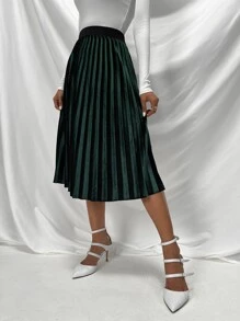 RosyDaze High Waist Velvet Pleated Skirt - Dark Green - View 6