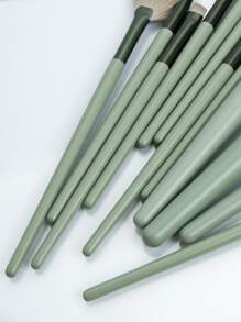 化妆刷套装，12支装木质优雅多功能化妆刷，适用于化妆台，可用于粉底、面霜、乳液、保湿霜、凝胶、去角质面膜等各种化妆品。化妆刷/美容刷，刷具套装，化妆刷套装，化妆刷套装，全套化妆刷，化妆刷套装，全套化妆工具，刷具套装，化妆刷套装，化妆礼盒套装 - 軍綠色 - 查看 7