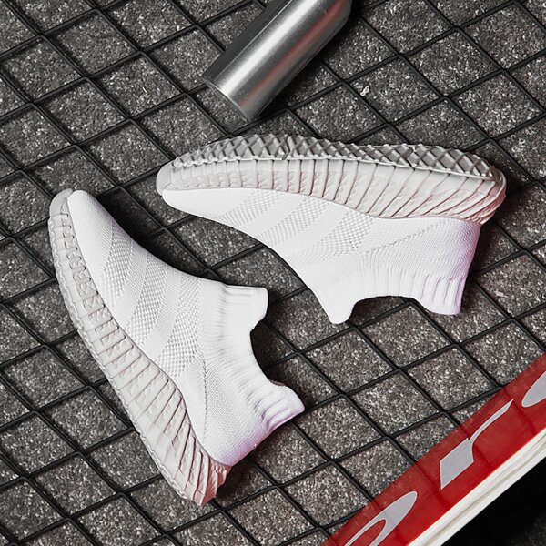 

Girls Minimalist Knit Slip On Sneakers, White