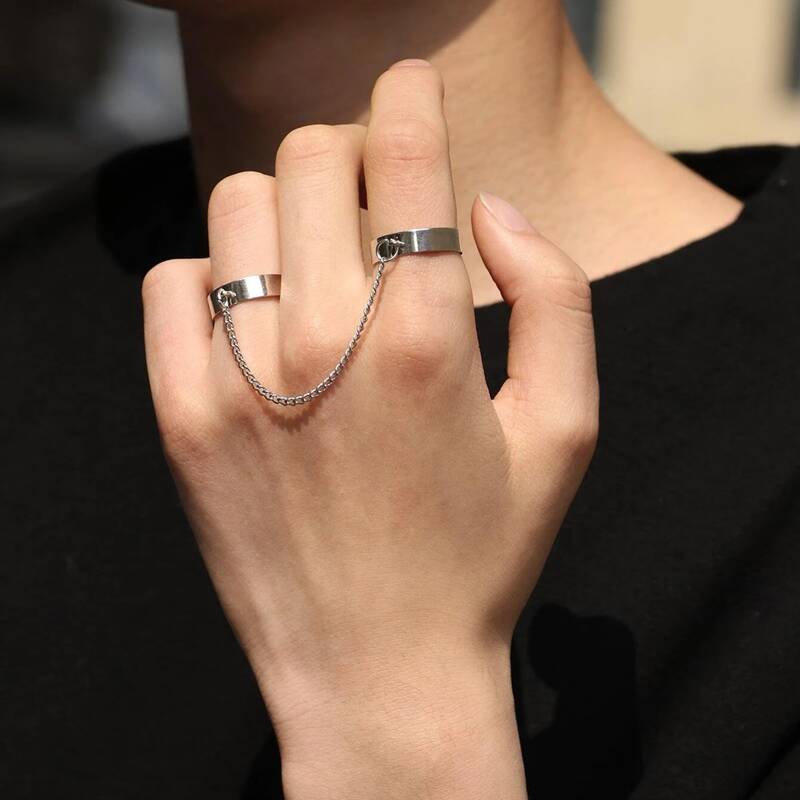 

Chain Linked Ring, Silver