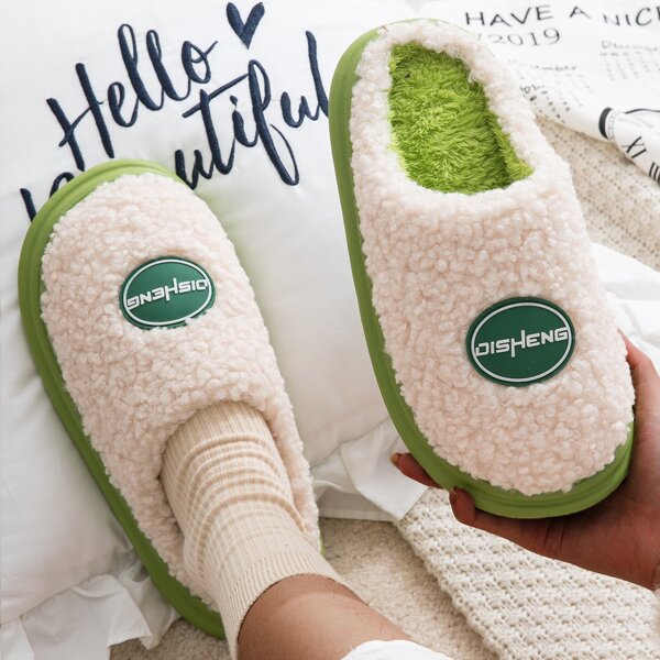 

Letter Graphic Fluffy Bedroom Slippers, Green