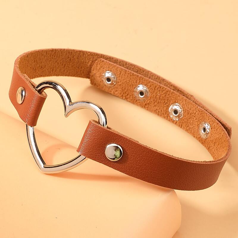 

Heart Decor Choker, Brown
