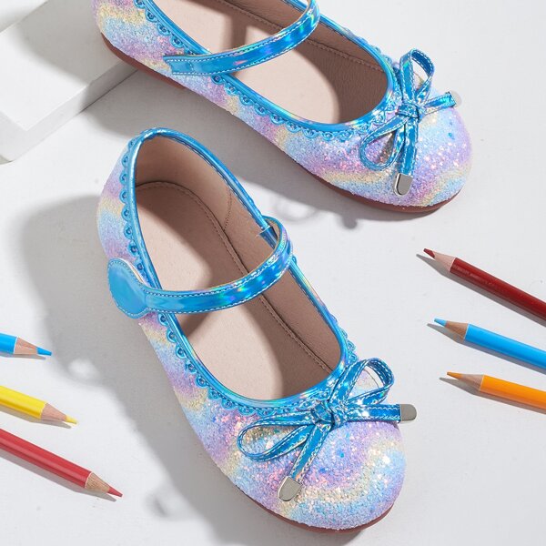 

Girls Holographic Bow Decor Mary Janes, Blue