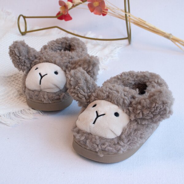 

Boys Cartoon Graphic Fuzzy Slippers, Brown