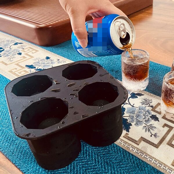 

1pc 4-grid Ice Cube Mold, Black