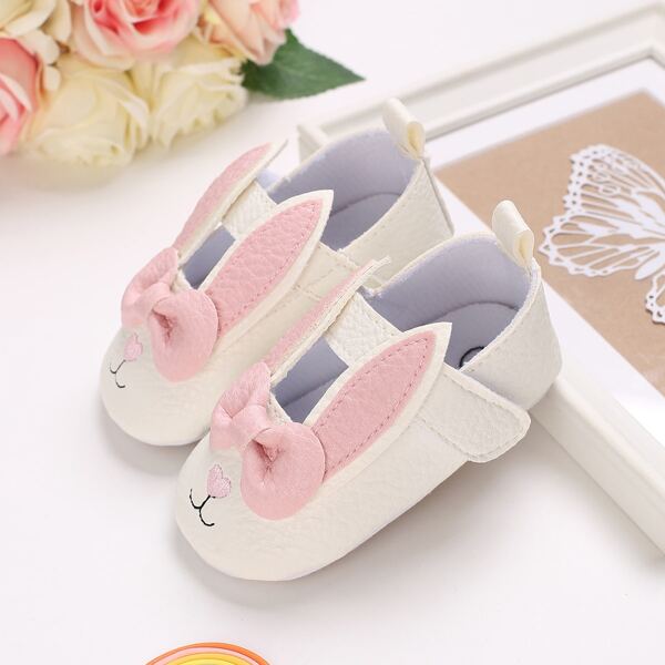 

Baby Cartoon Graphic Flats, White
