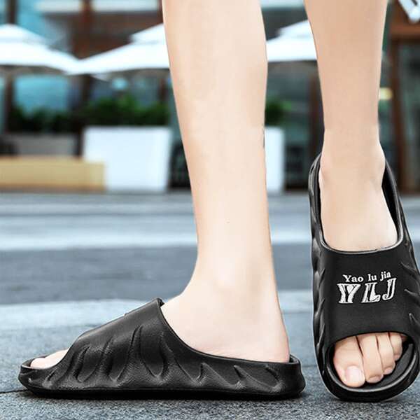 

Men Letter Graphic Slides, Black
