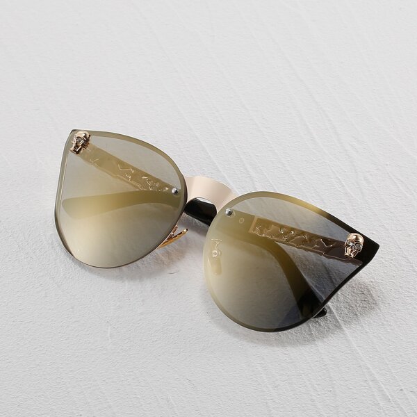 

Tinted Lens Sunglasses