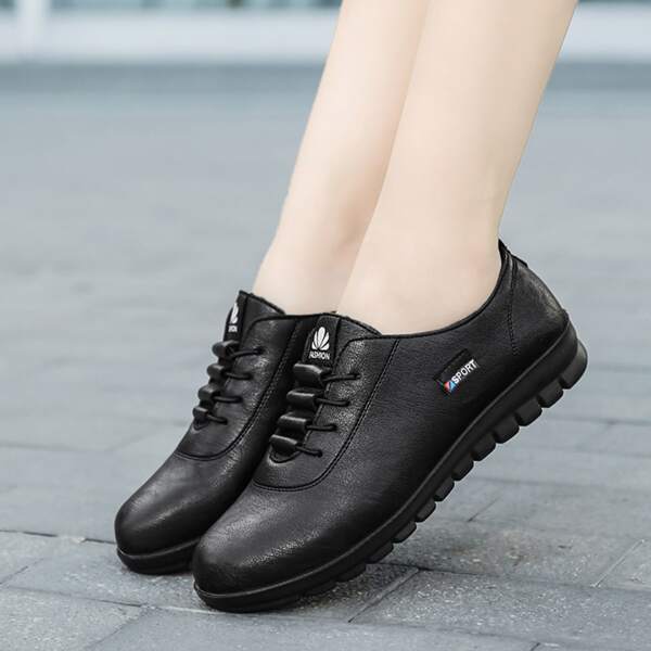 

Minimalist Lace Up Front Flats, Black