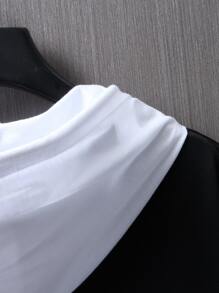 Manfinity Men Letter Graphic Drawstring Hooded Tee - Black - View 7