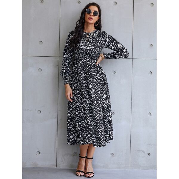 

Ditsy Floral Print Shirred Cuff Dress, Black
