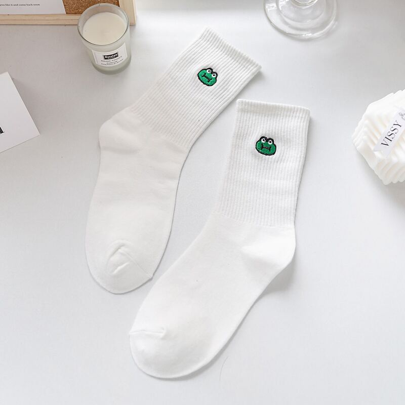 

Frog Embroidery Crew Socks, White
