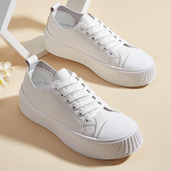 

Minimalist Flatform Skate Shoes, White