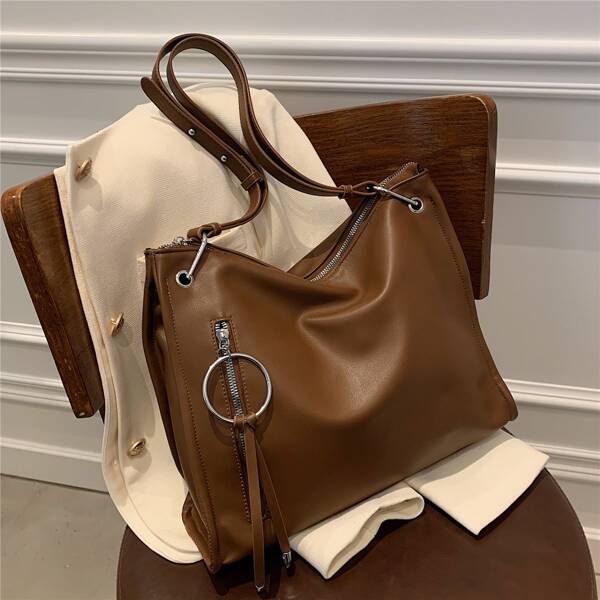 

Ring Decor Shoulder Bag, Coffee brown