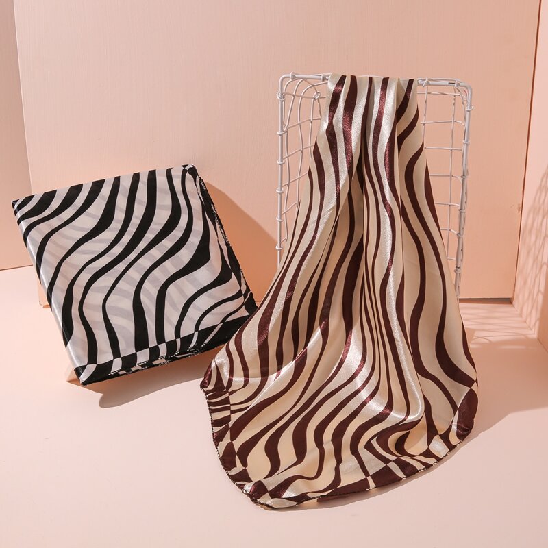 

2pcs Zebra Stripe Printed Square Scarf, Multicolor