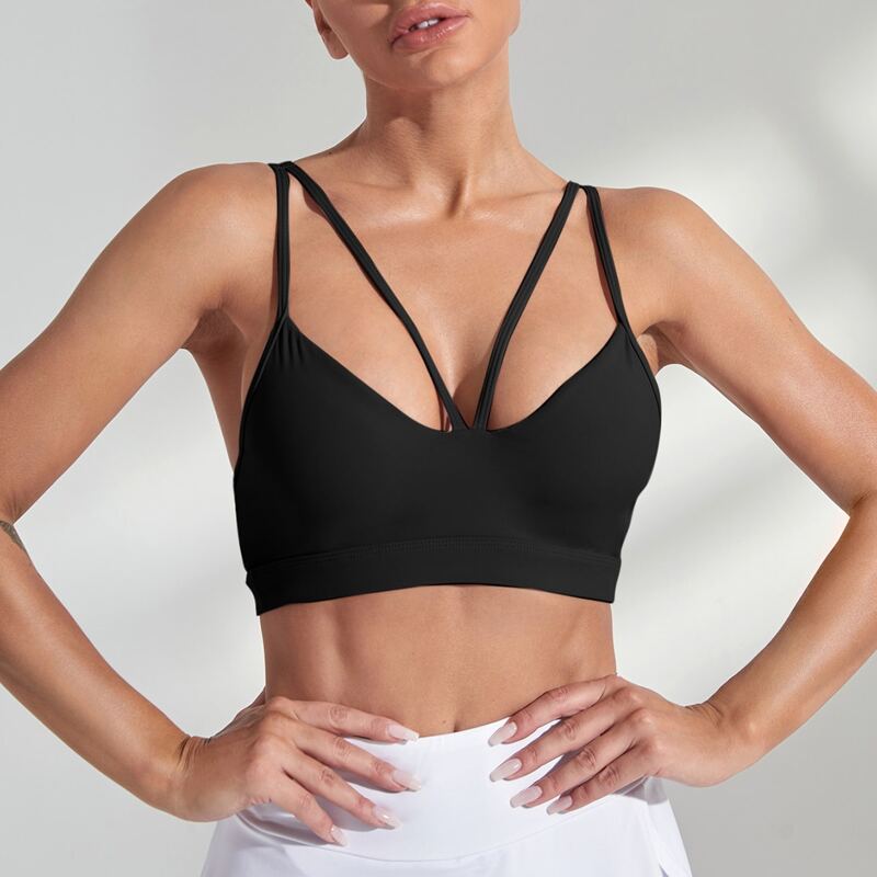

High Support Feels Like Skin Sports Bra, Black