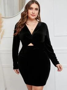 SHEIN Clasi Đầm midi dệt kim cổ chữ V cỡ lớn có họa tiết xoắn, vải nhung mềm, eo khoét, giản dị thanh lịch khi đi chơi - màu đen - Xem 3