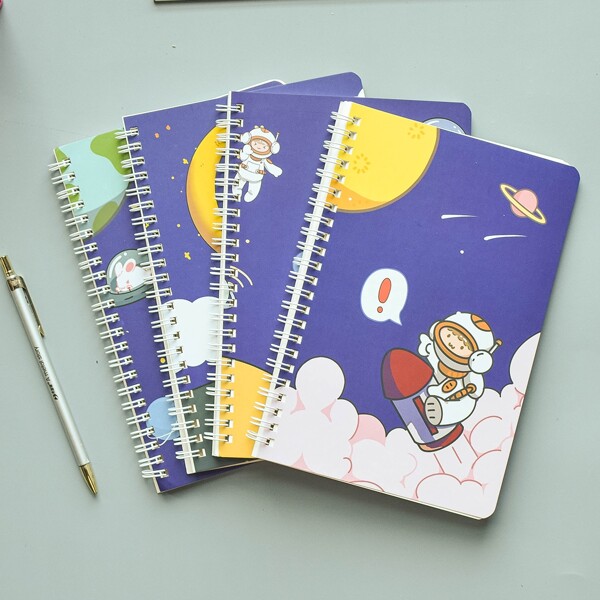 

1pc Cartoon Graphic Cover Random Spiral Notebook, Multicolor