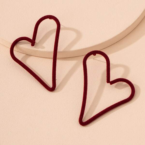 

Heart Shaped Stud Earrings, Burgundy