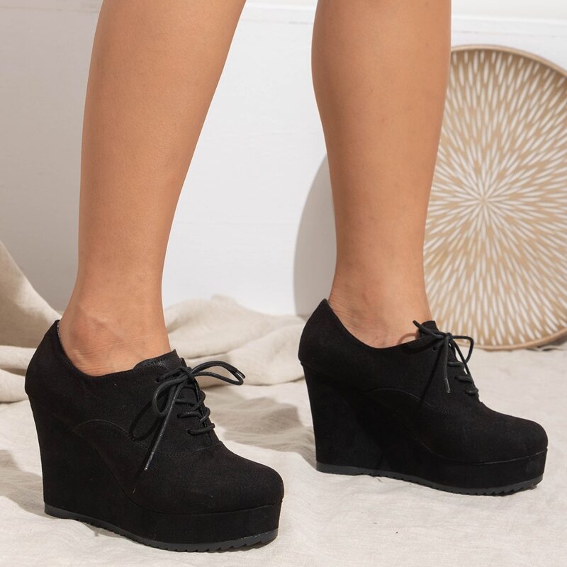 

Minimalist Lace Up Front Court Wedges, Black