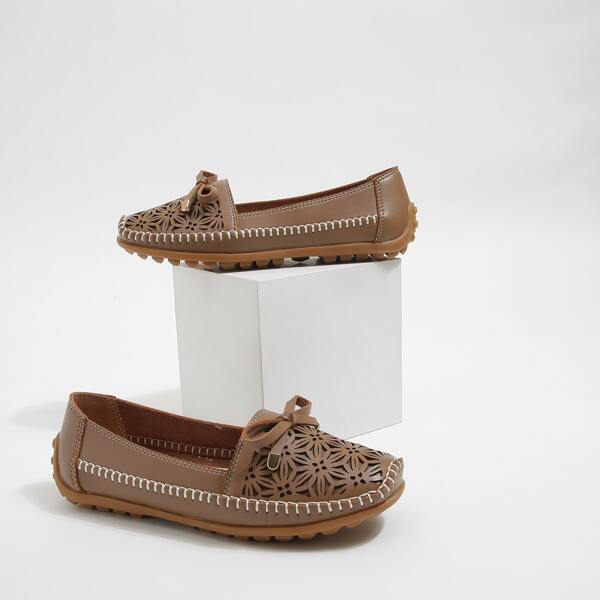 

Floral Pattern Bow Decor Loafers, Khaki