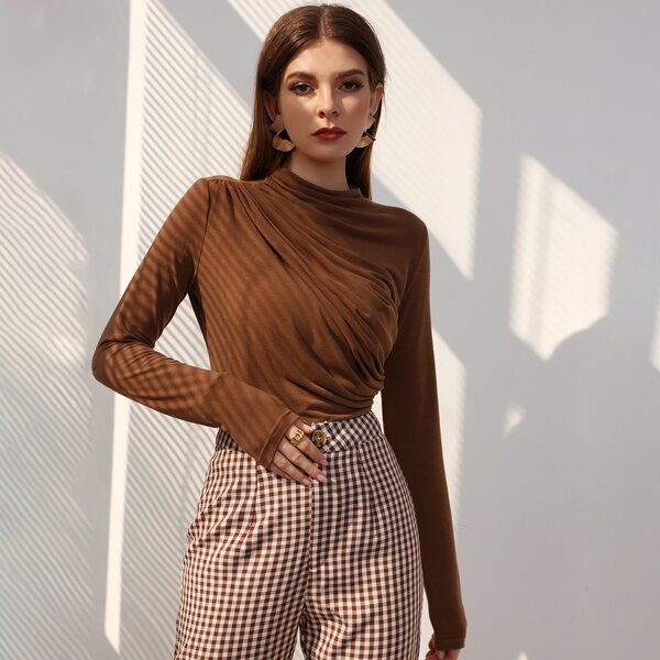 

Mock Neck Ruched Tee, Coffee brown