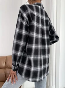 SHEIN LUNE 落肩格紋長款襯衫 - 黑與白 - 查看 2