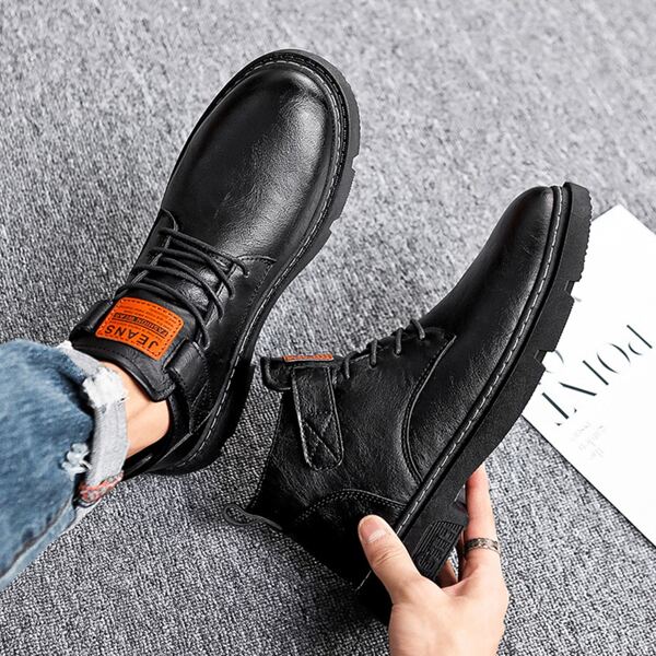 

Men Letter Graphic Lace-up Front Boots, Black