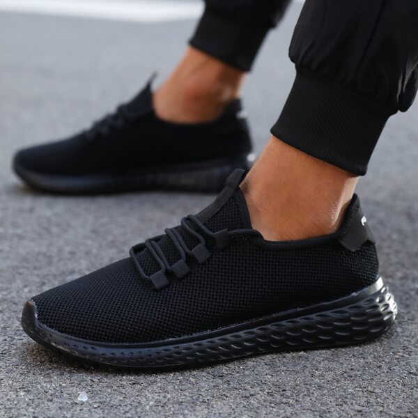 

Men Lace Up Decor Knit Sneakers, Black