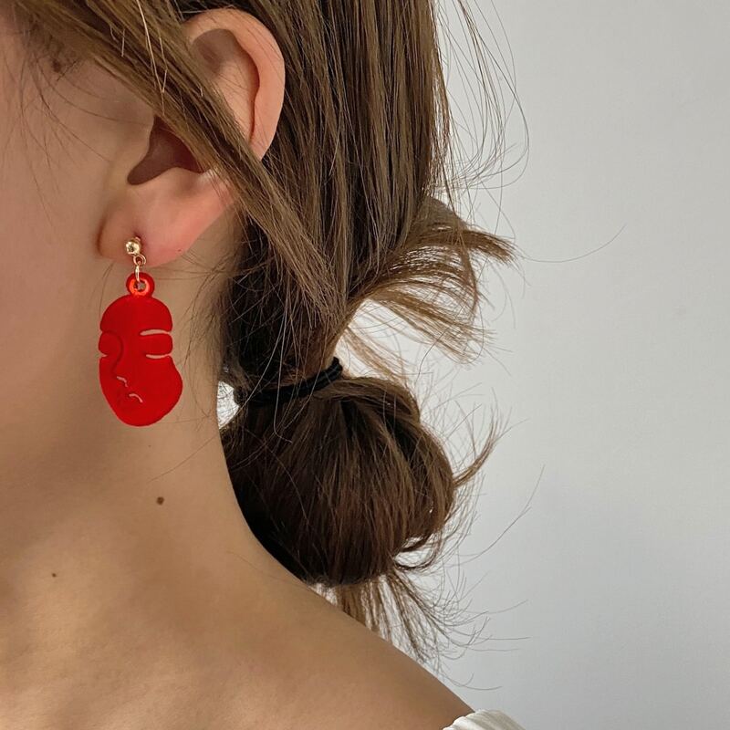 

Figure Drop Earrings, Red