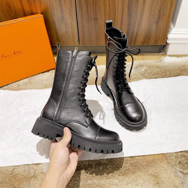 

Minimalist Side Zipper Combat Boots, Black