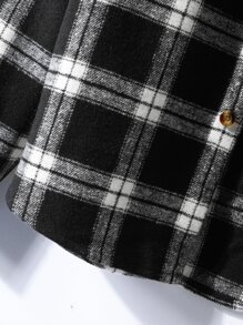 Manfinity Homme Men Plaid Print Pocket Patched Overcoat Without Hoodie - Black and White - View 7