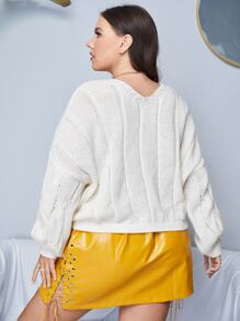 SHEIN Unity 大碼麻花編織落肩袖套頭毛衣 - 米色 - 查看 2