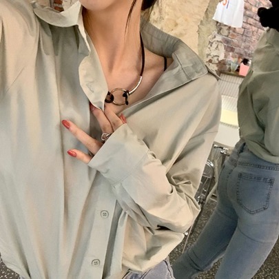 솔리드 피터팬 칼라 셔츠