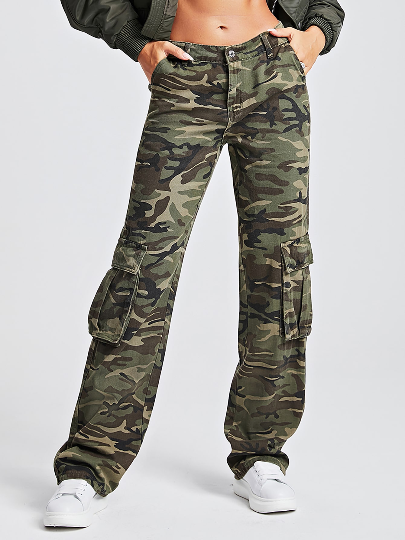 SHEIN EZwear European And American Street Style Camouflage Multiple Pockets Casual Loose Straight Leg Low Waist Women Denim Jeans