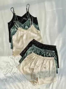 Conjunto de pijama de 3 piezas con top tipo camiseta y pantalones cortos lisos