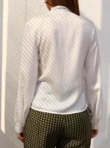 Modelyn Áo sơ mi nữ Trọn gói màu trơn Hấp dẫn - trắng - Xem 2