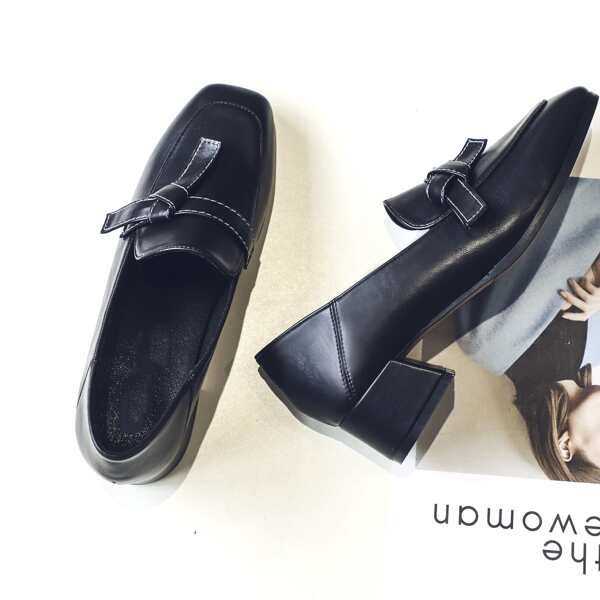 

Minimalist Knot Decor Loafers, Black