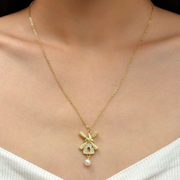 

18k Gold Plated Windmill Pendant Necklace