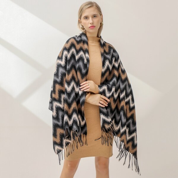

Chevron Print Tassel Decor Scarf, Multicolor
