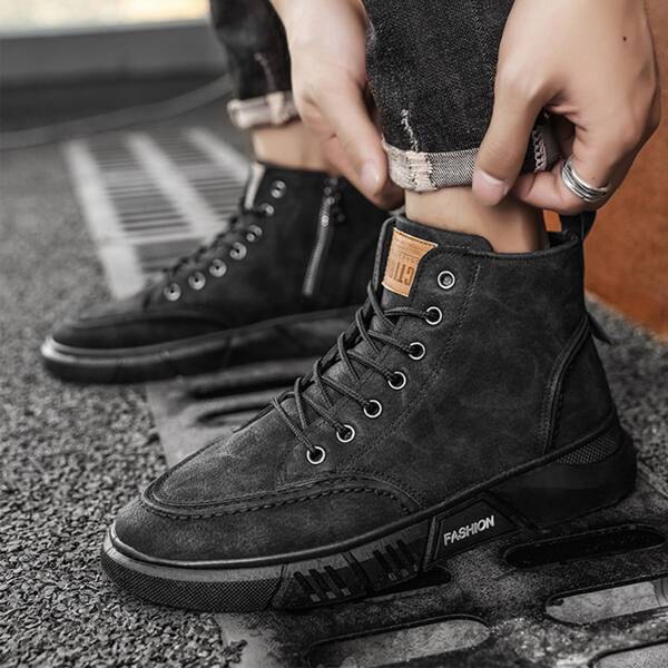 

Men Letter Patch Lace-up Front Boots, Black