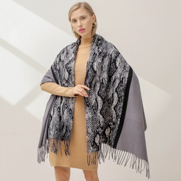 

Fringe Hem Scarf, Multicolor