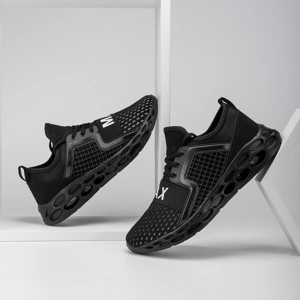

Men Letter Graphic Breathable Running Shoes, Black