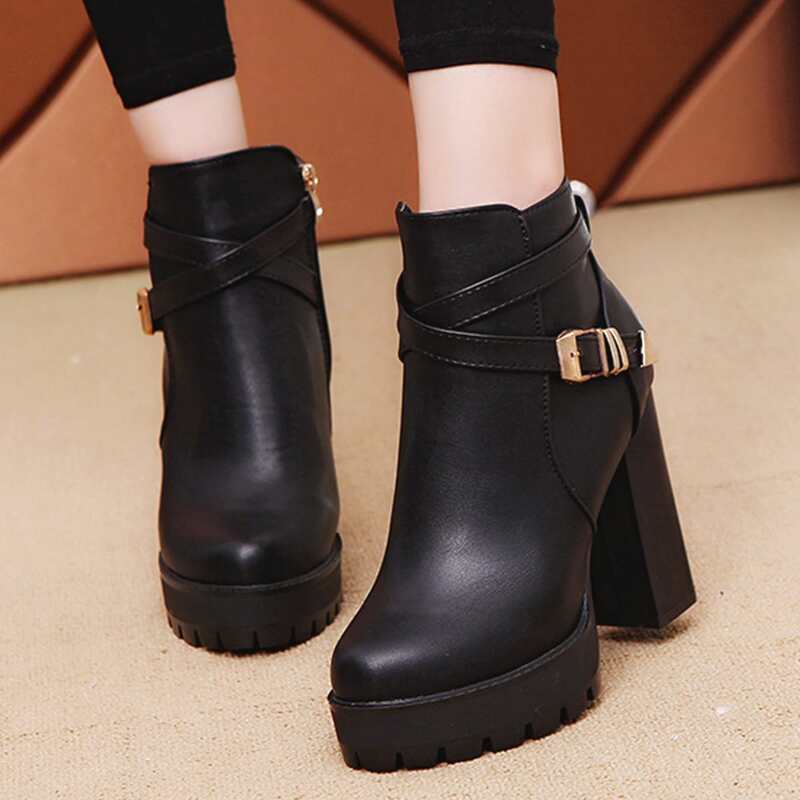 

Side Zip Chunky Heeled Boots, Black