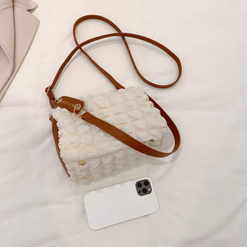 

Minimalist Shoulder Bag, Beige