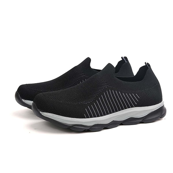 

Men Lightweight Slip-on Running Shoes, Black