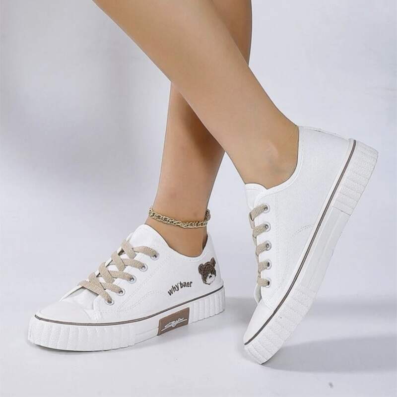 

Bear Graphic Lace Up Front Canvas Shoes, White